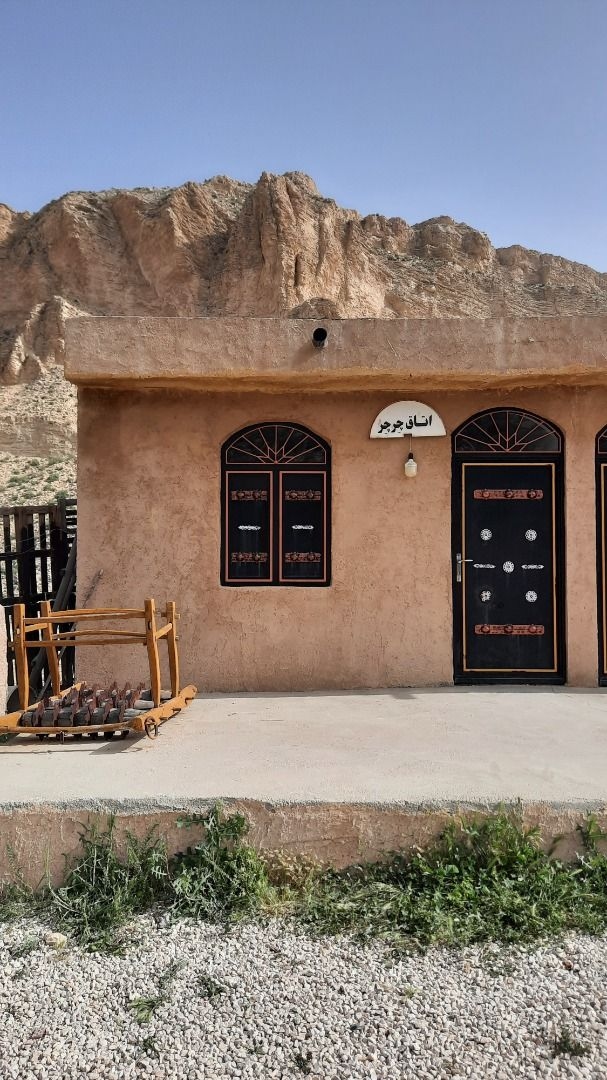 اجاره اتاق بومگردی در روستای طاقو جم ، اتاق چرچر