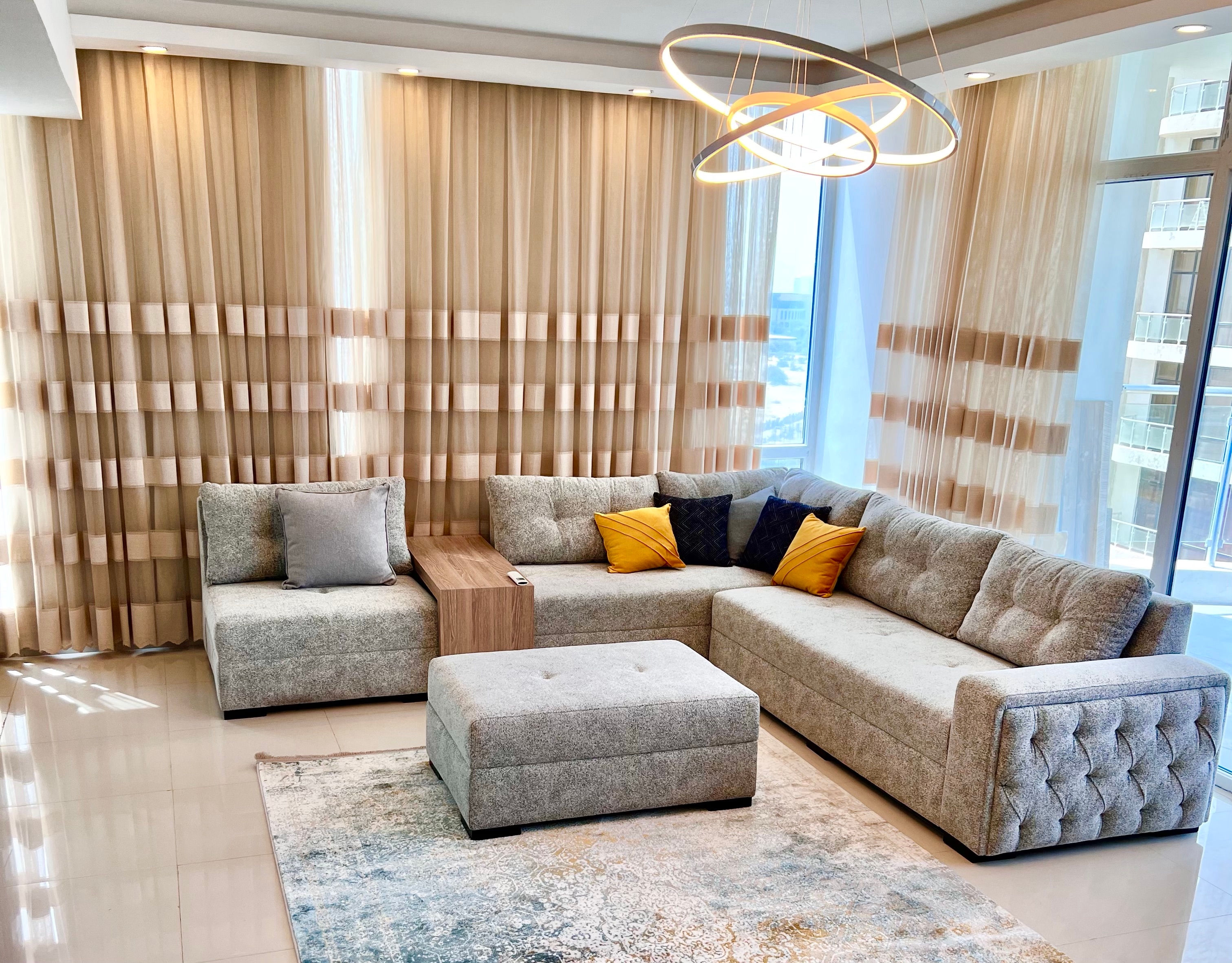 آپارتمان مبله در شهر افتاب کیش با ویو دریا