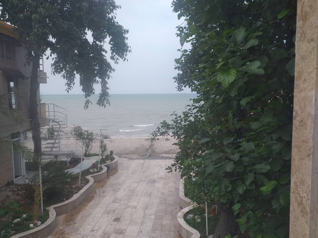 اجاره ویلا ساحلی در نوشهر - طبقه همکف