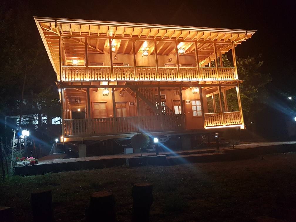 بومگردی جنگلی در روستای توتکی سیاهکل - واحد شوکا