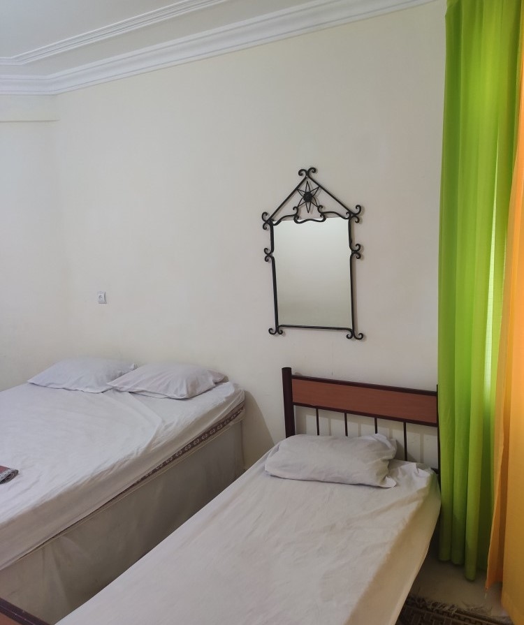 اجاره منزل ویلایی یک خوابه 65 متری همکف در خیابان داماهی بندر عباس - شرقی