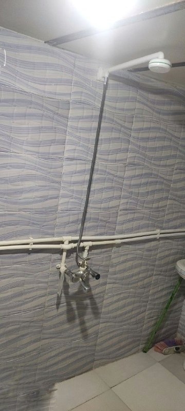 اجاره خانه سنتی با ویو رو به کوه 40 متری در اورامان تخت