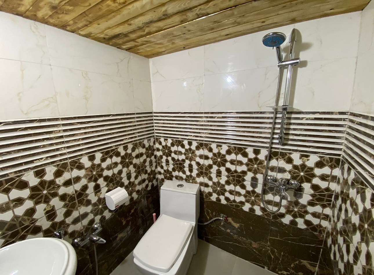 اجاره سوئیت سنتی خمده - فیروزکوه