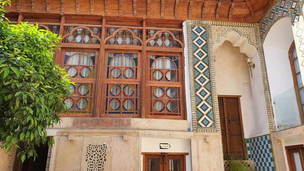 اجاره اتاق سنتی در لطفعلی خان زند - آق دایی
