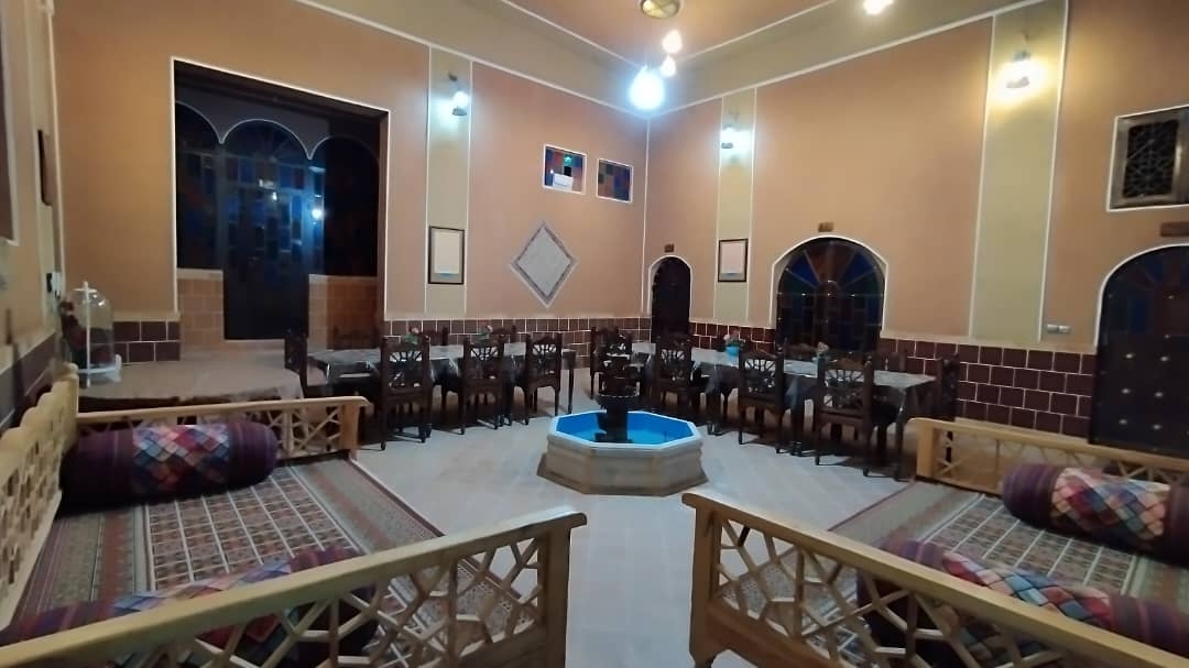 اجاره اتاق بوم گردی در نراق مرکزی - 3