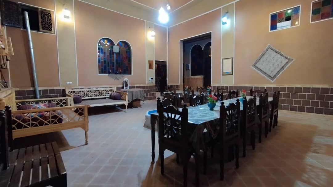 اجاره اتاق بوم گردی در نراق مرکزی - 3