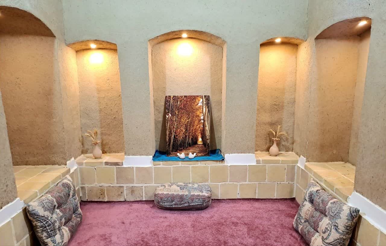 اجاره اتاق بومگردی در شهرطاد فلاورجان - عشق