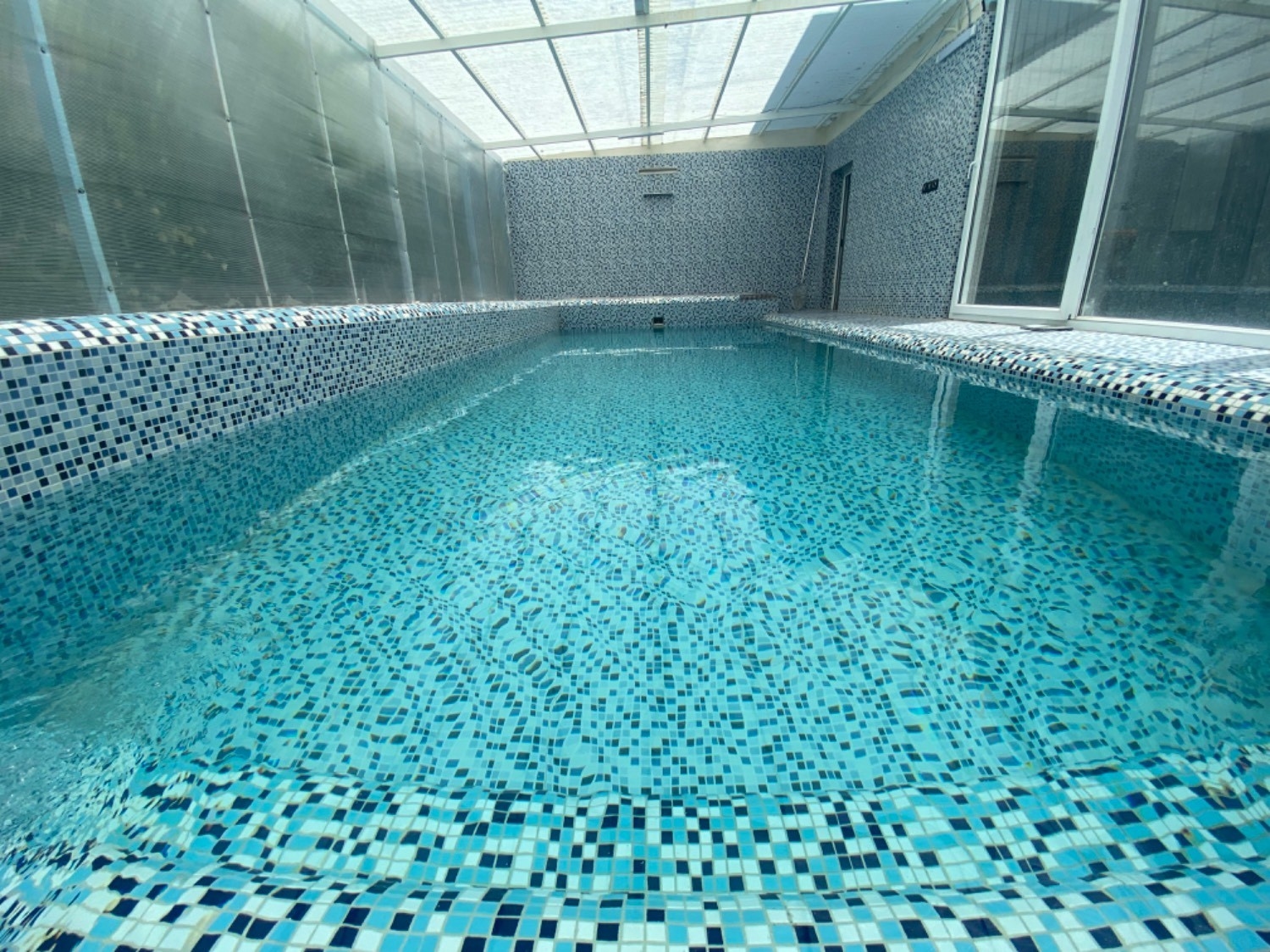 اجاره ویلا استخر آبگرم در کردان جنوبی - البرز