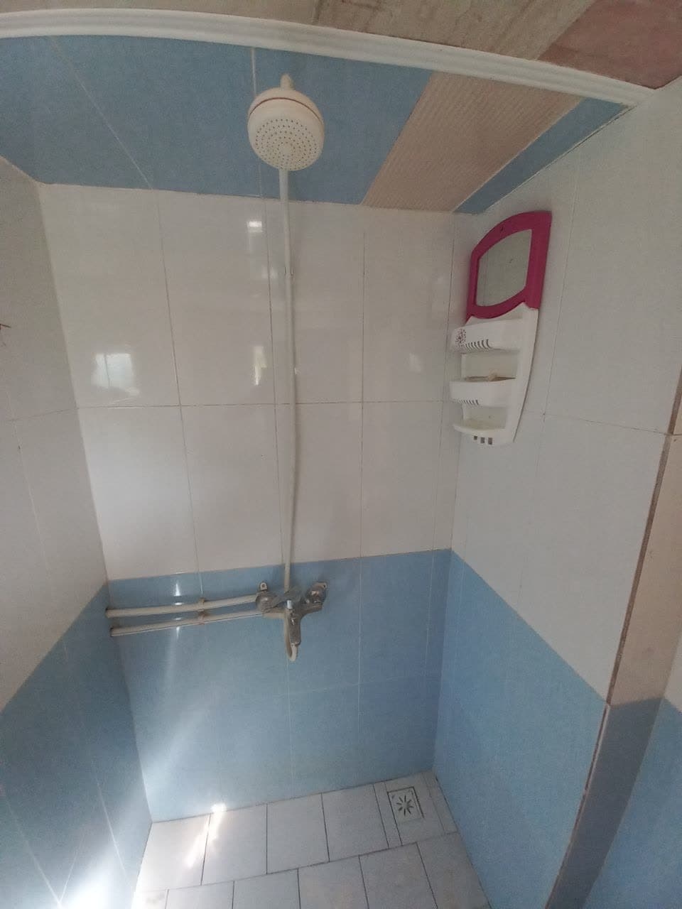 اجاره ویلا دو خوابه  در خاک پیرزن علی آبادکتول - طبقه دوم