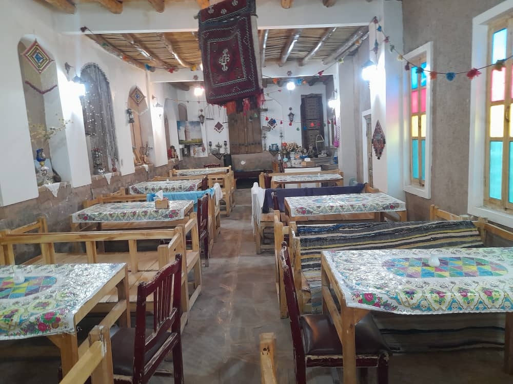 اجاره بومگردی سنتی در رادکان - مامان جون