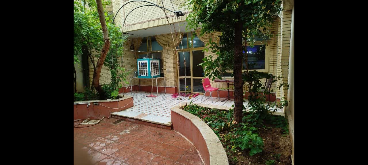 اجاره منزل ویلایی در بلوارآیت نجف آباد - همکف