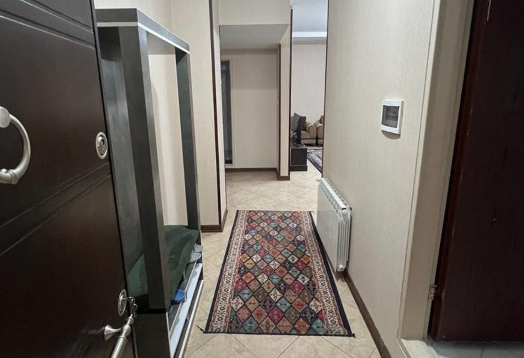 اجاره آپارتمان در میدان کوثر - طبقه سوم