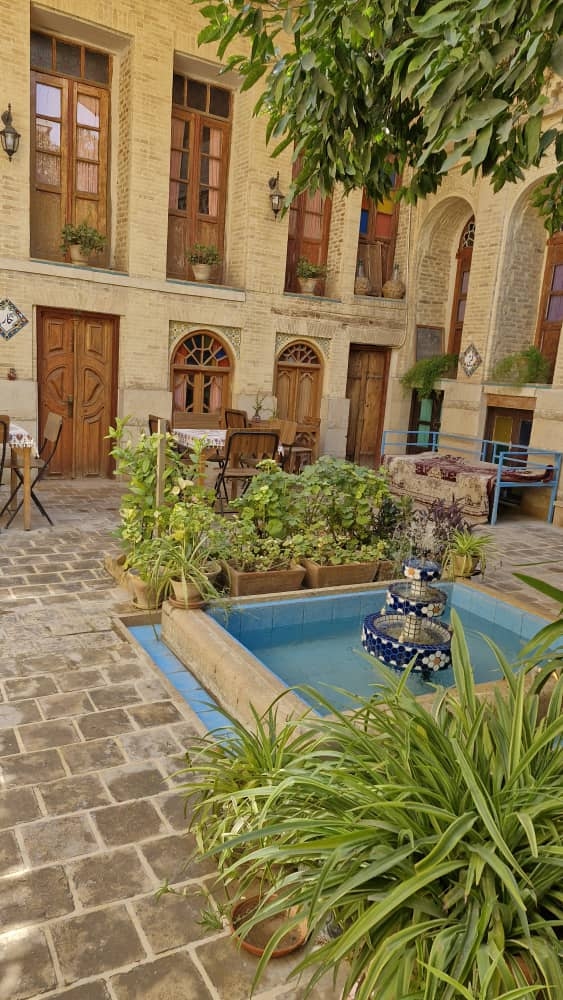 اجاره اقامتگاه سنتی در لطفعلی خان زند - چهارتخت