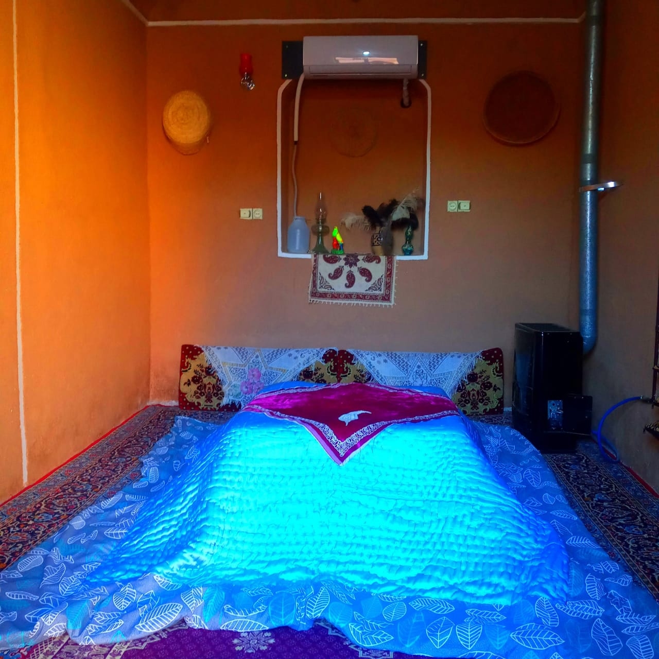 اجاره اتاق بومگردی در روستای فمی بادرود