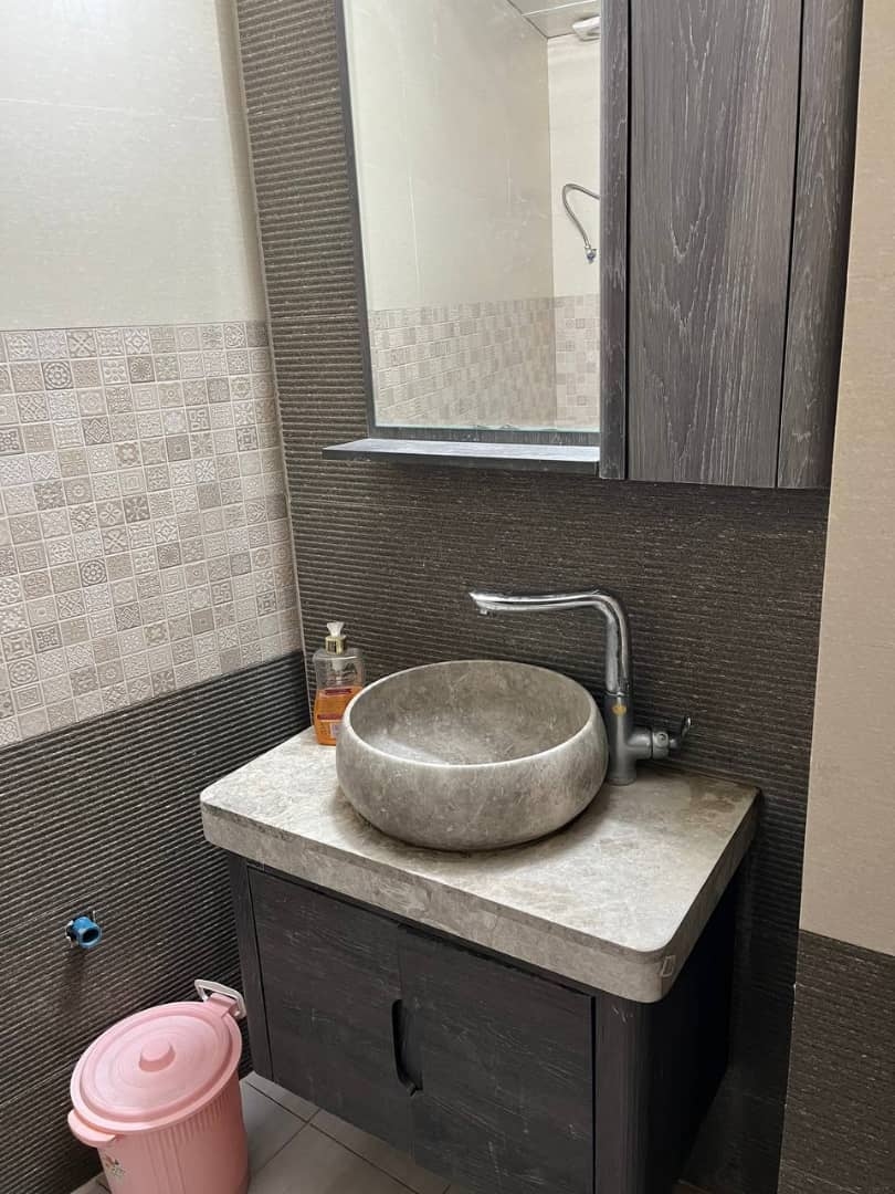 اجاره ویلا استخر آبگرم در باغ بهادران