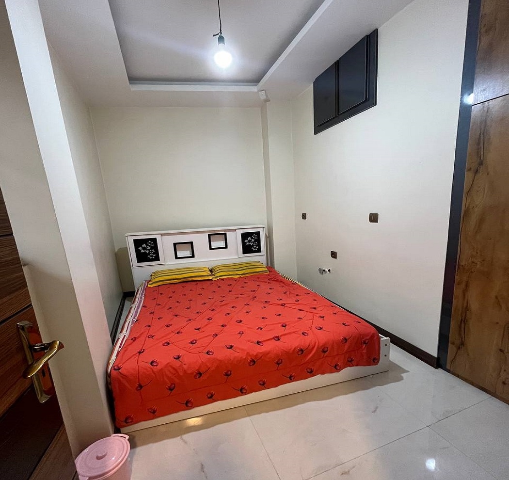 اجاره ویلا استخر آبگرم در باغ بهادران