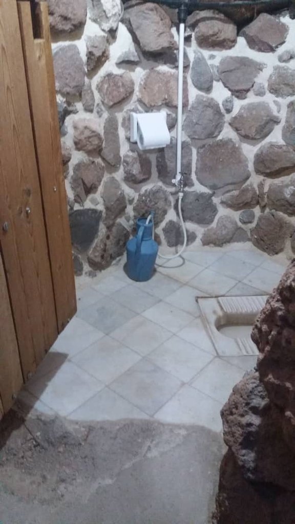 اجاره اقامتگاه صخره ای در روستای میمند - 24 متر