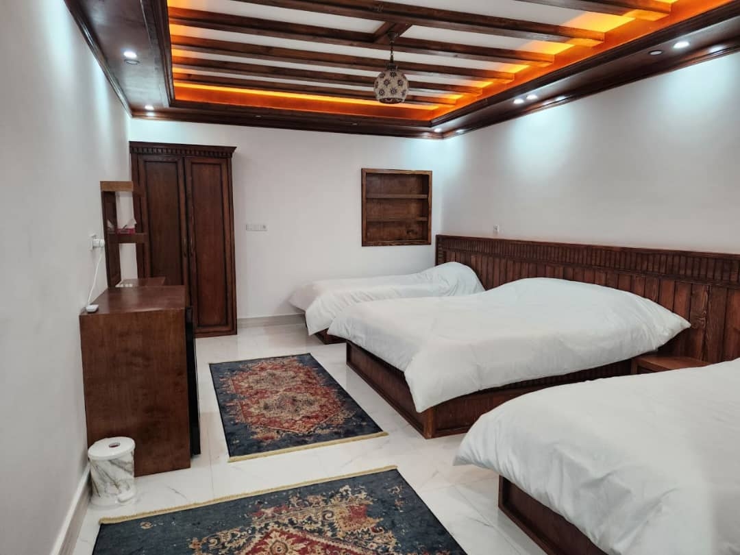 اجاره بومگردی نزدیک ساحل در بندر سلخ - چهارتخته