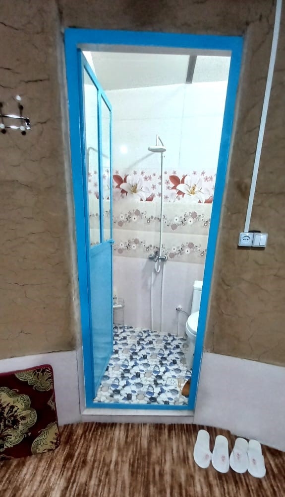اجاره سوئیت سنتی در استهبان - چشمه انجیر