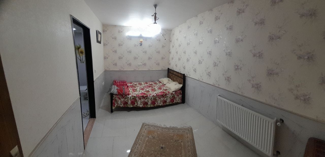 اجاره منزل مبله تمیز در صنعت کاشان - دوخوابه 120 متری