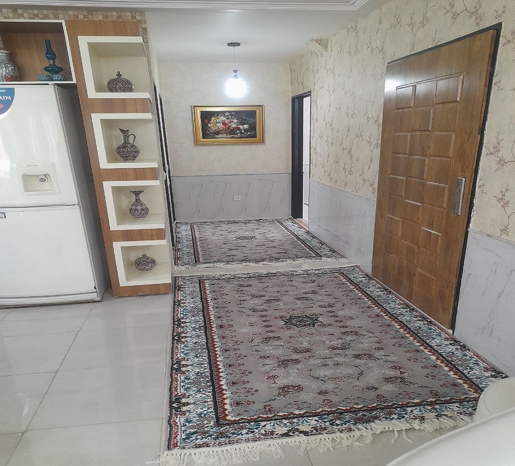 اجاره منزل مبله تمیز در صنعت کاشان - دوخوابه 120 متری