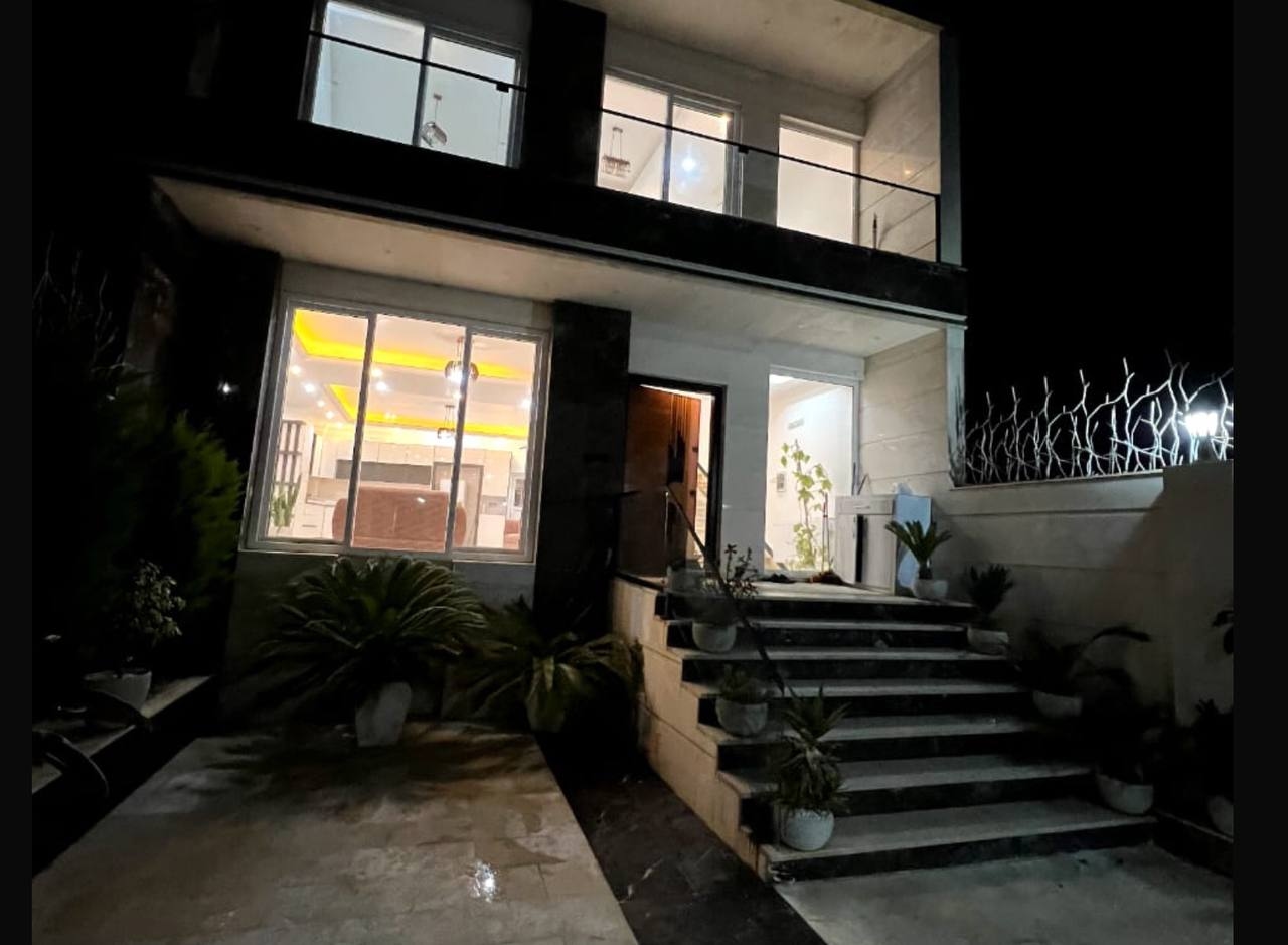 اجاره ویلا دوبلکس ساحلی با استخرسرپوشیده آبگرم در فرح آباد