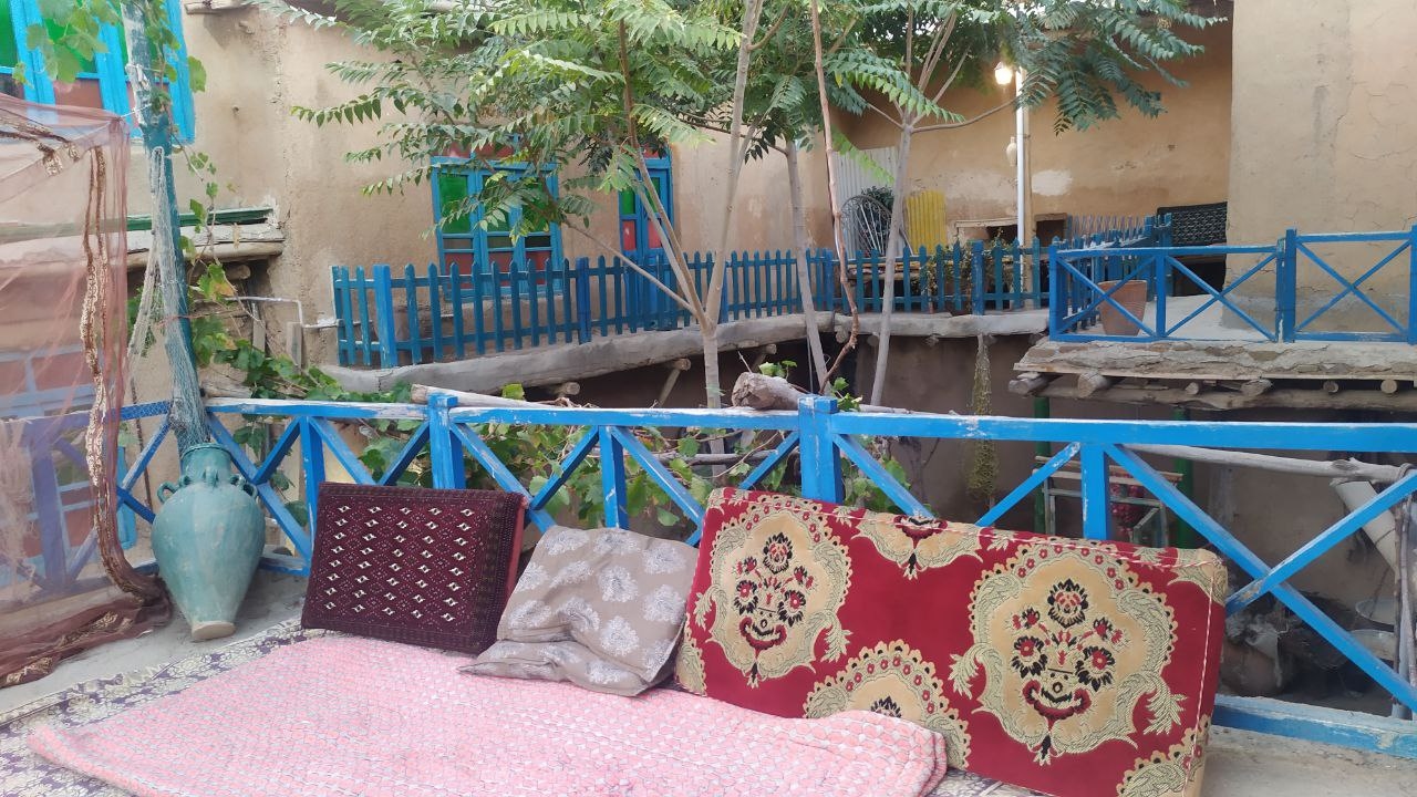 اجاره ی اتاق بومگردی در اسدآباد - اتاق 1