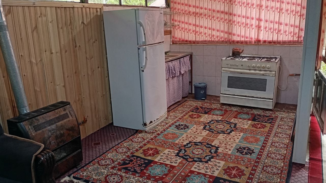 اجاره خانه باغ جنگلی نزدیک رودخانه در گیجاو - اول