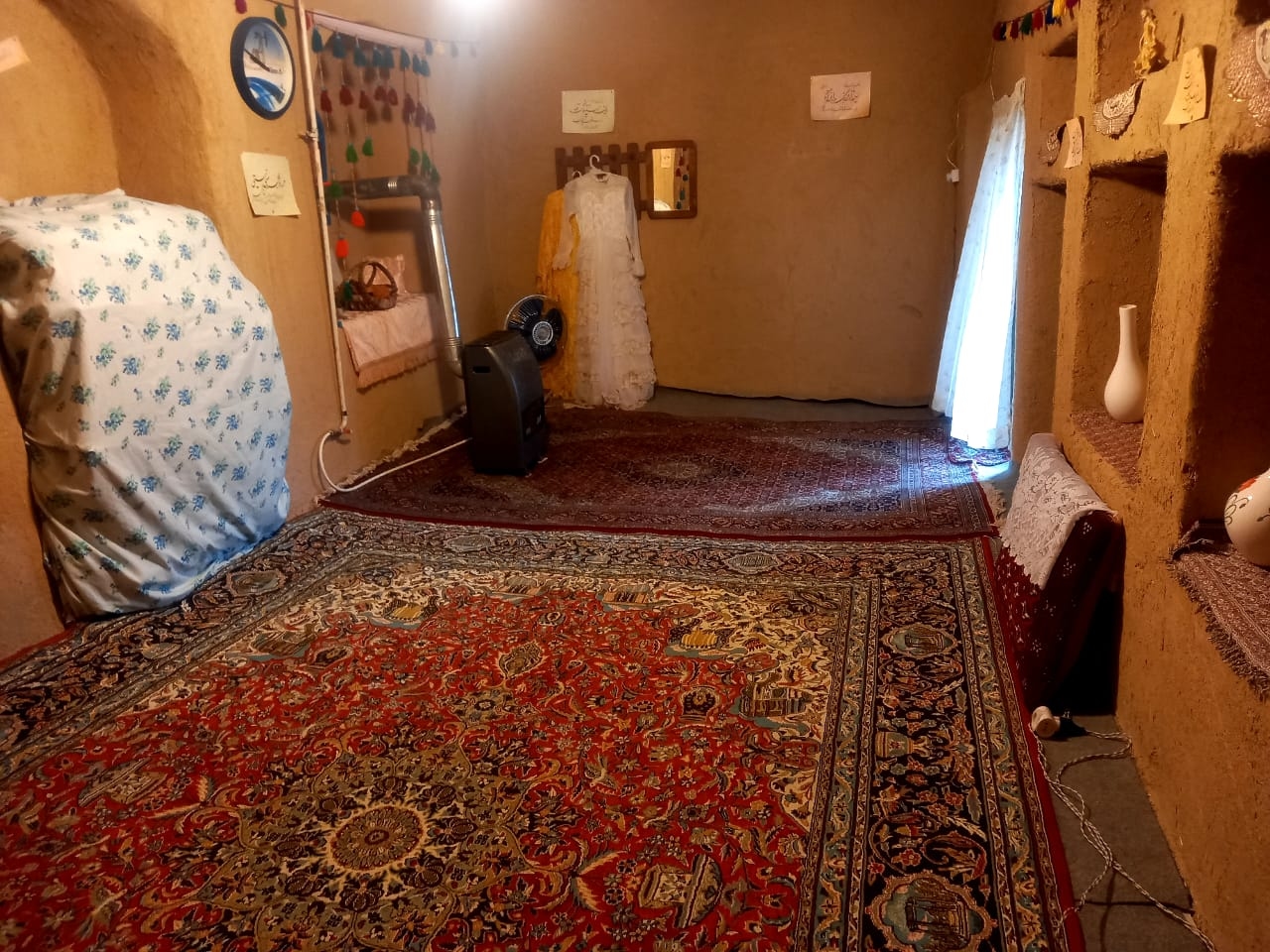 اجاره اتاق سنتی در روستا امزادجرد همدان - اتاق 3