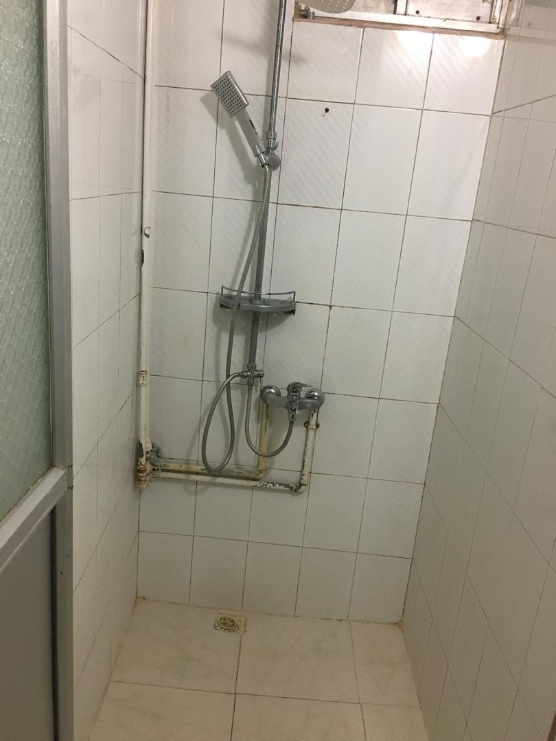 اجاره منزل ویلایی در بلوار شبلی سنندج - مبل کرمی