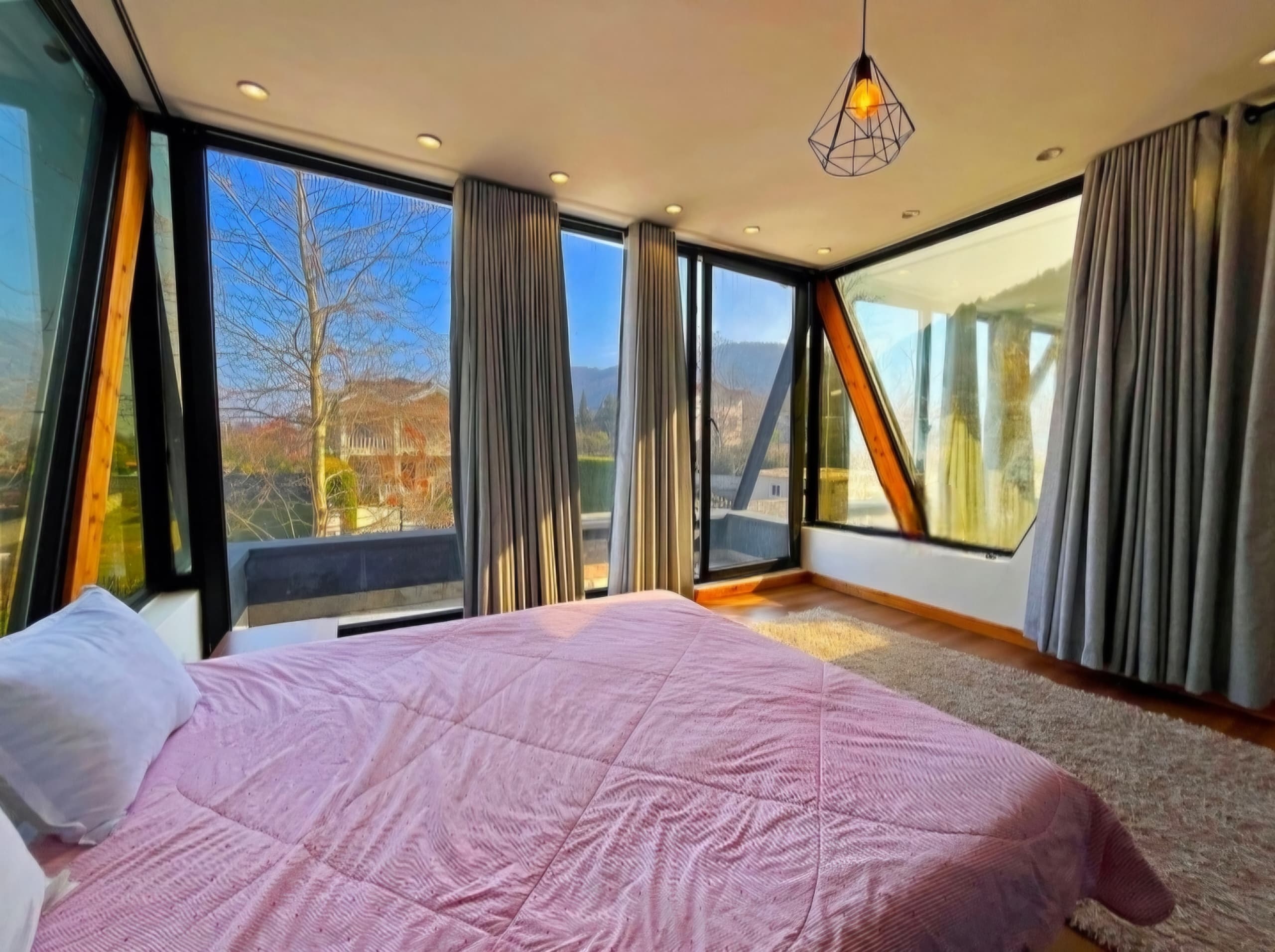 اجاره ویلا با استخر روباز آب گرم در هچیرود - آرامش