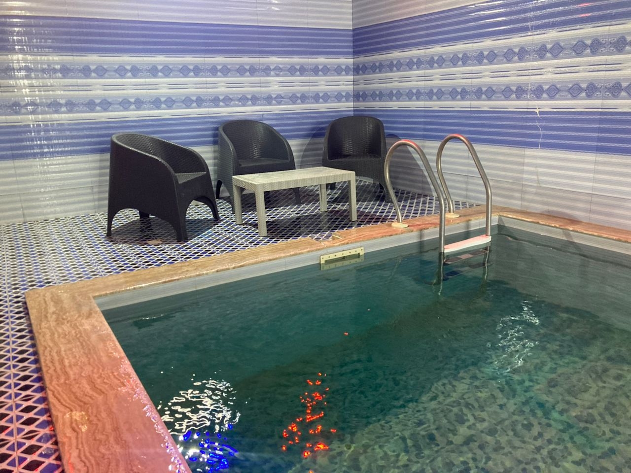 اجاره ویلا ساحلی با استخر آبگرم - ایلیا