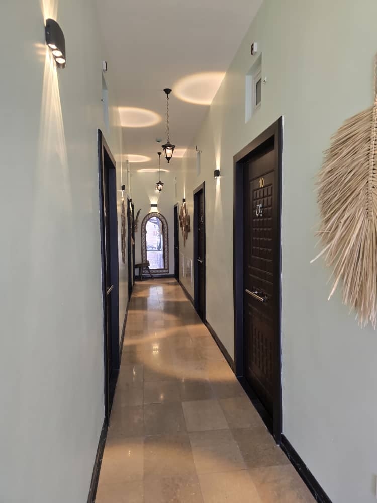 اجاره اتاق هتل در نزدیکی نقش جهان - دو تخته