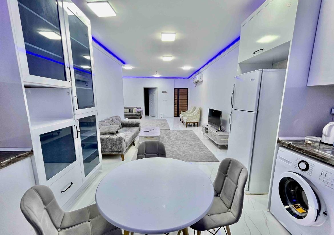 اجاره آپارتمان دو خواب در فلکه برق بندرعباس