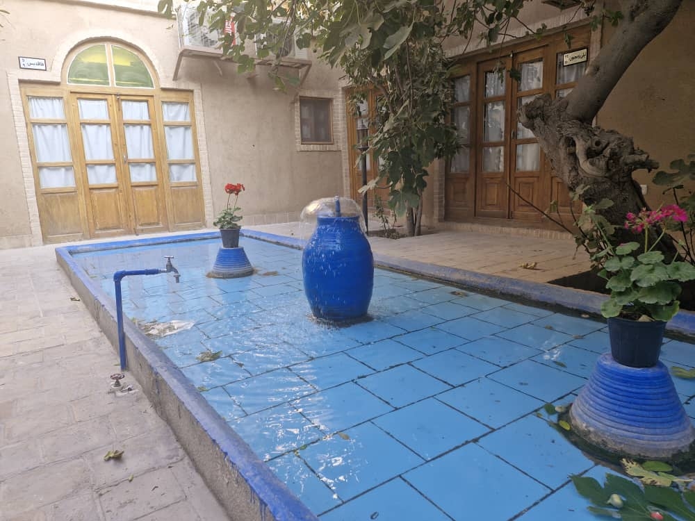 اجاره اتاق بومگردی در بلوار بسیج یزد - اتاق مهربانی