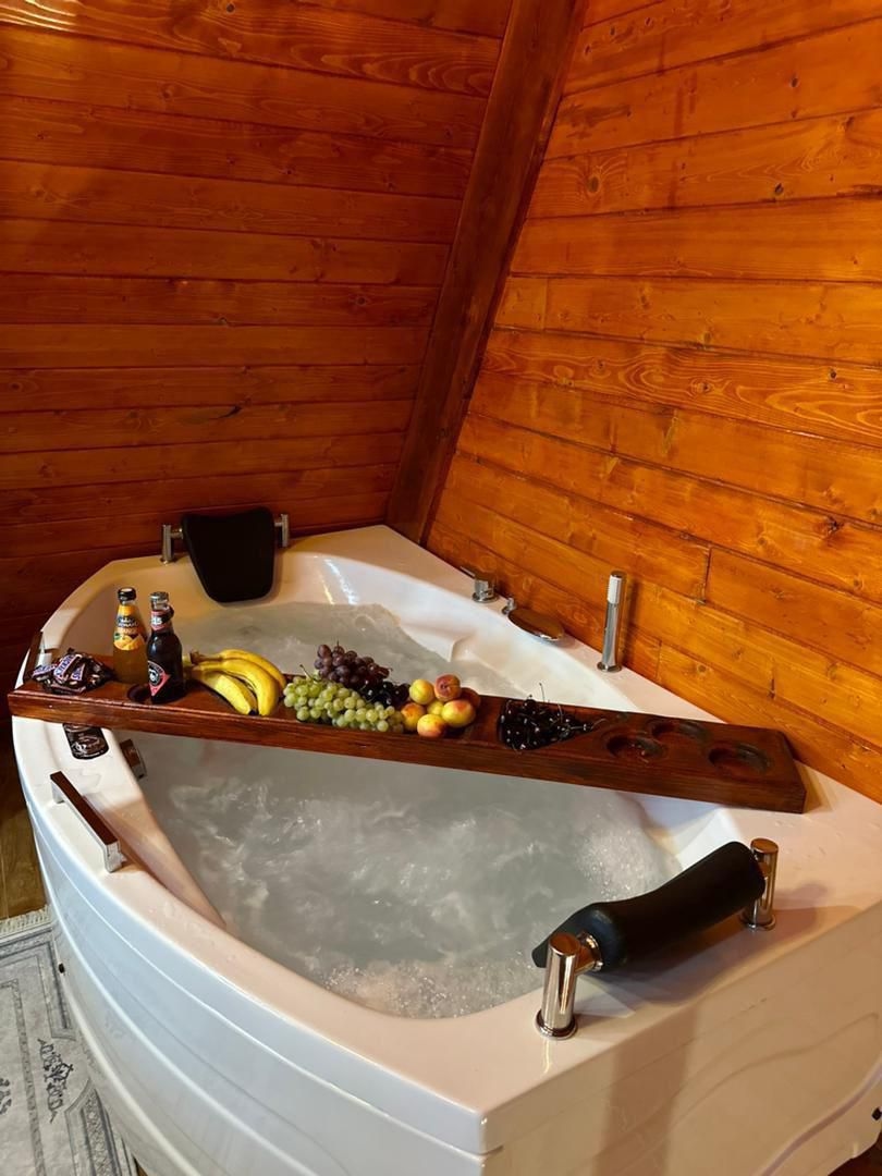 اجاره کلبه سوئیسی جکوزی دار در روستای شیردارکلا - شیرگاه