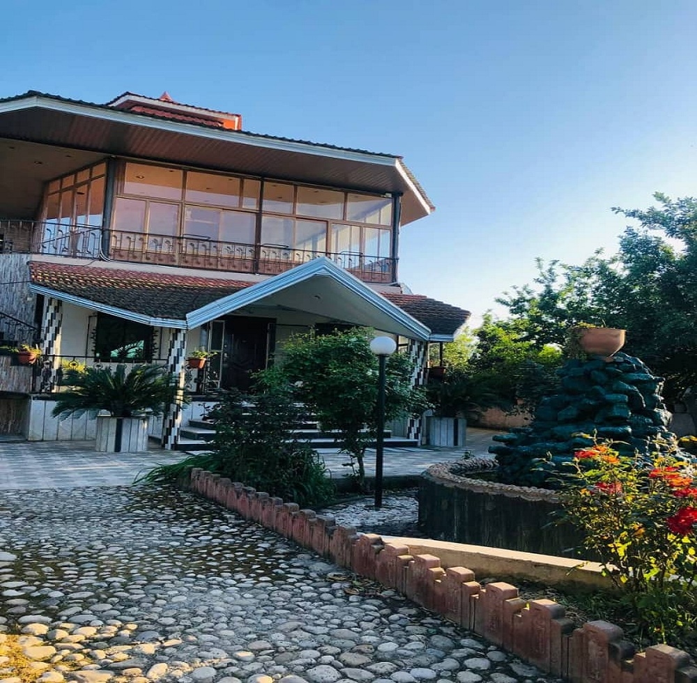 ویلا دو خواب با چشم انداز در گلوگاه نمای ساختمان