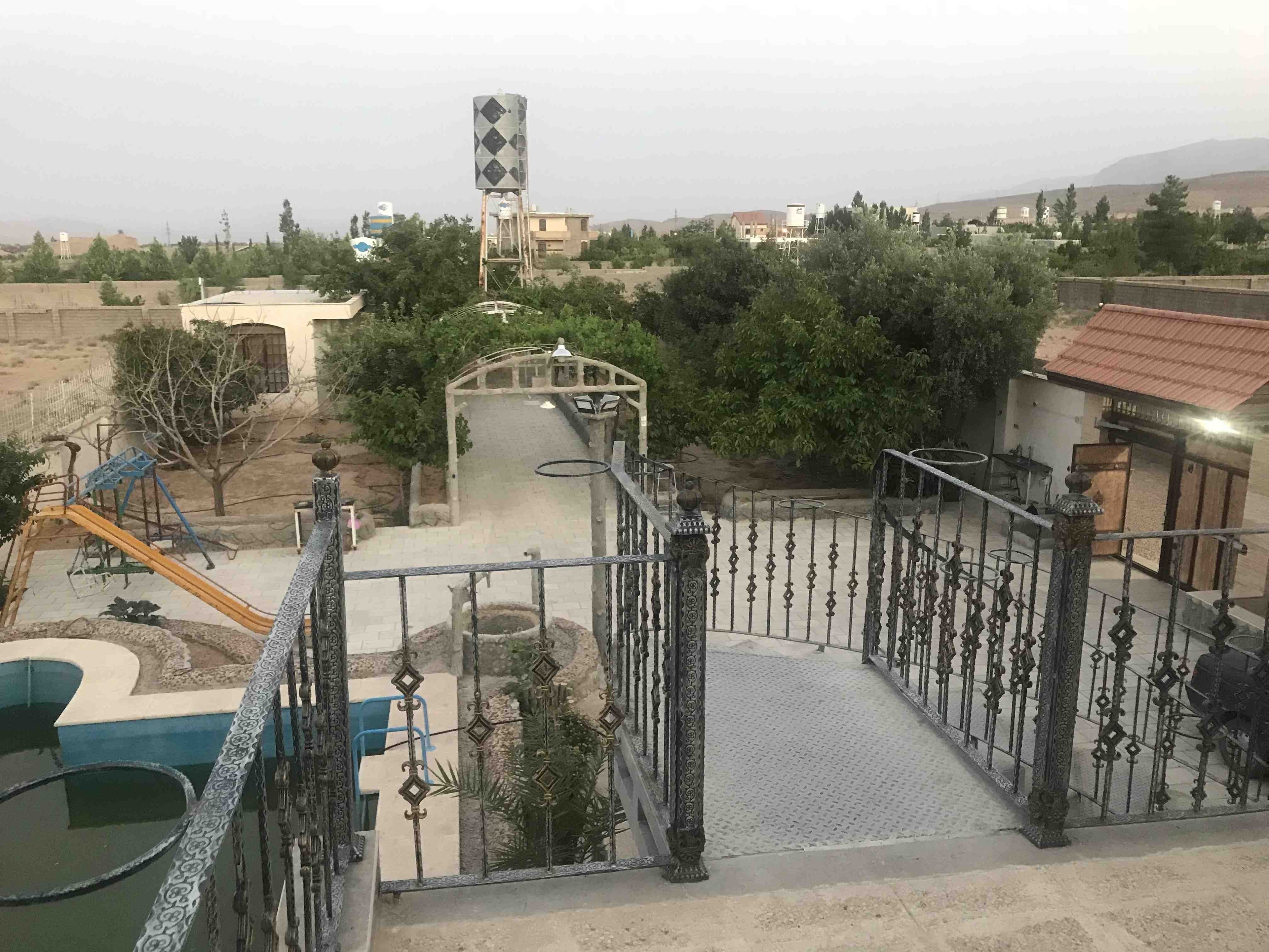 اجاره باغ و ویلا یک خوابه در قلات -طبقه ی دوم