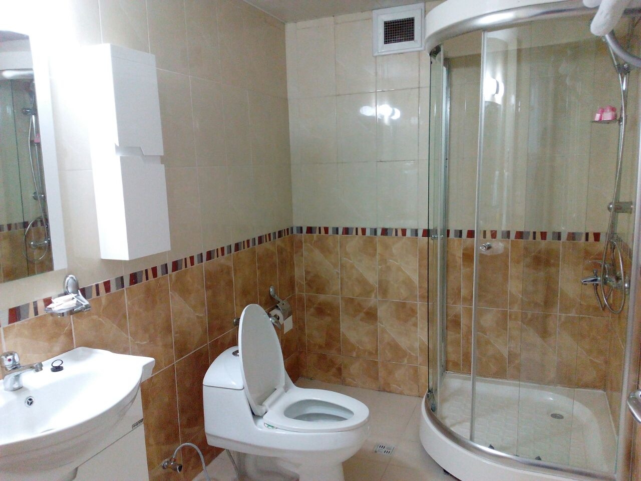 اجاره آپارتمان مبله در طبرسی مشهد-دوخوابه