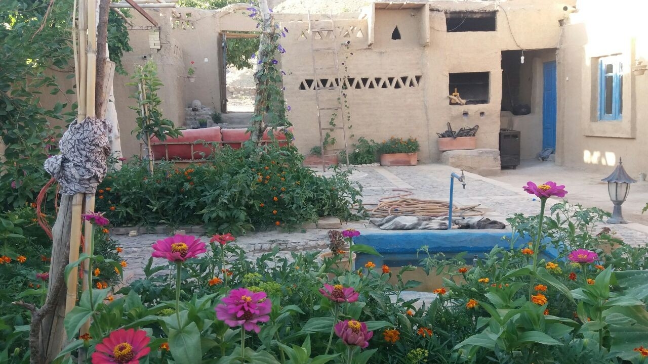 اجاره اقامتگاه و خانه سنتی در قلعه بالا بیارجمند  - اتاق 3