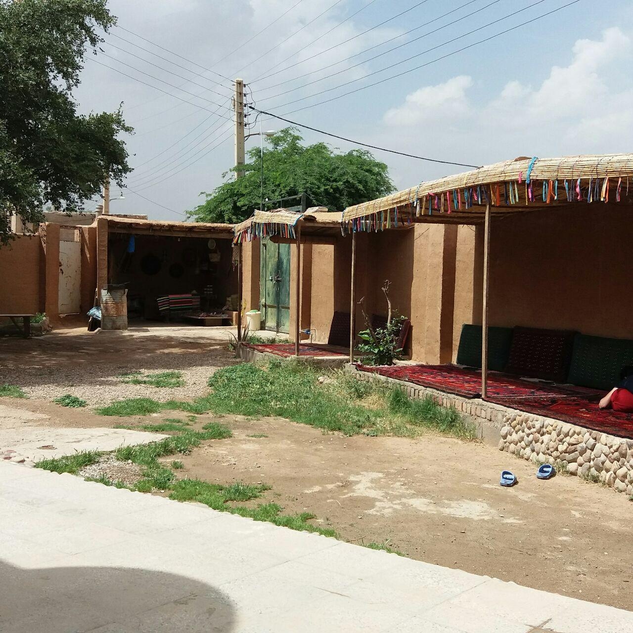 اجاره اقامتگاه سنتی در مورموری ایلام