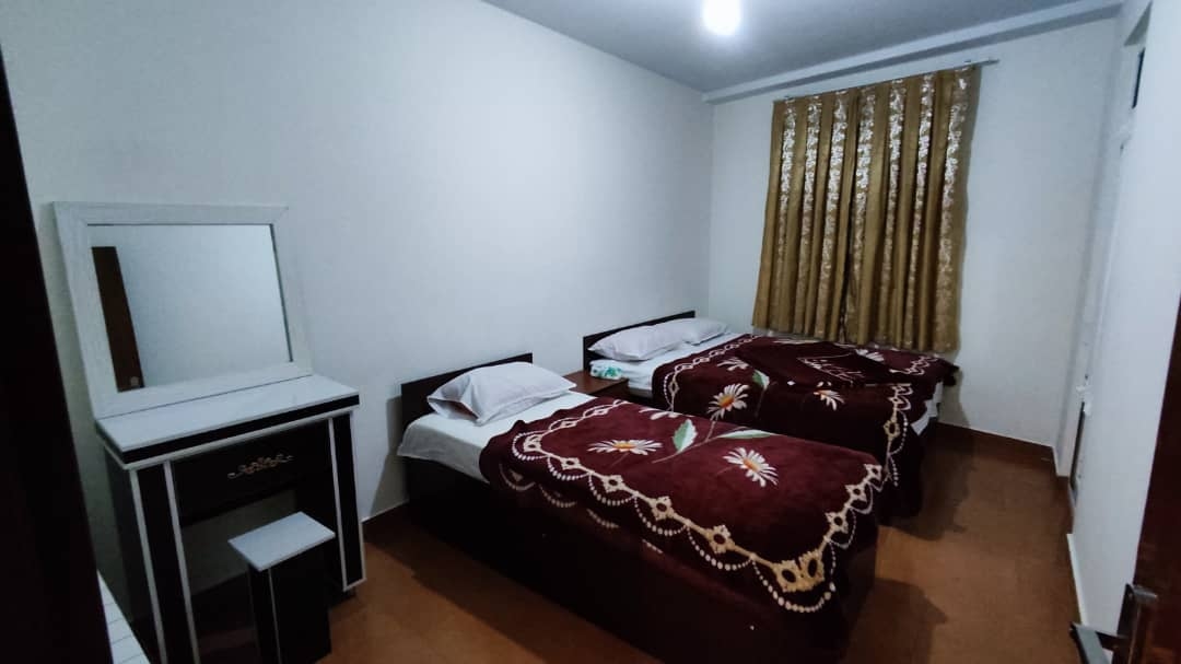 اجاره آپارتمان مبله دوخوابه 6تخته در طالقانی سرعین