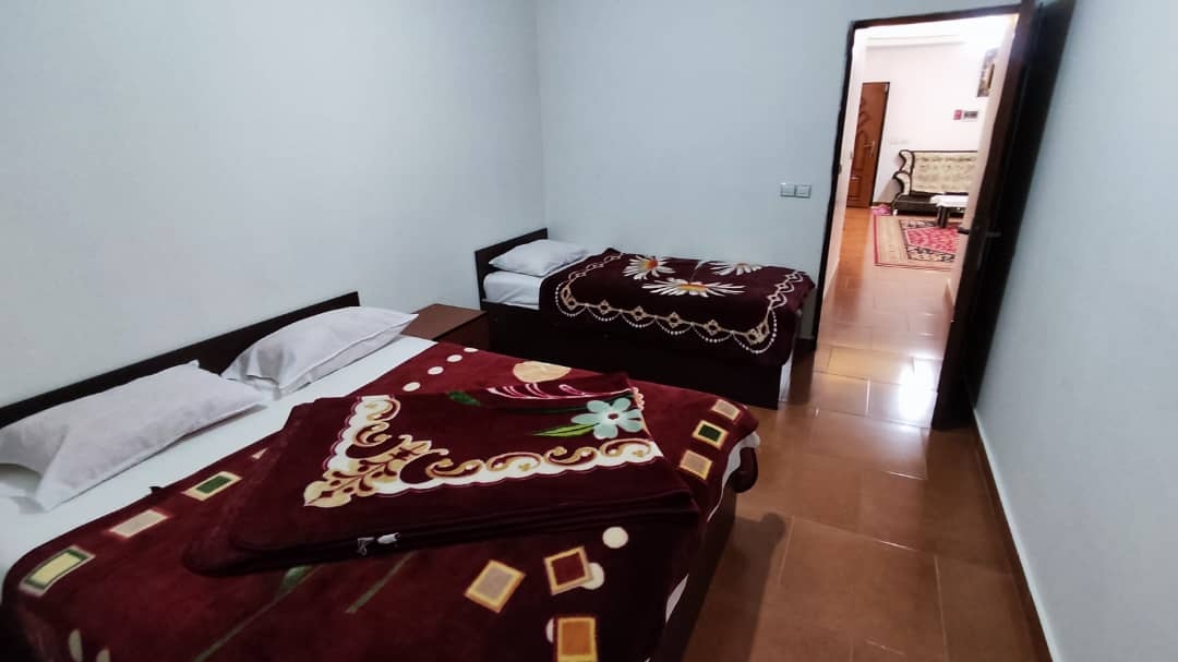 اجاره آپارتمان در طالقانی سرعین - دوخوابه 5تخته