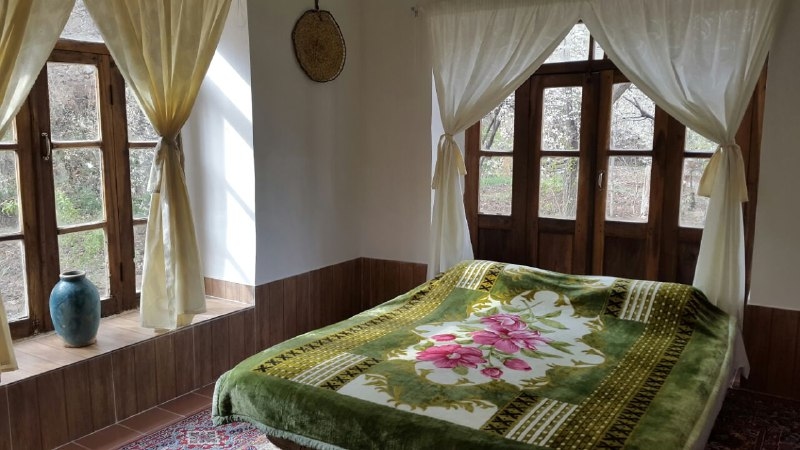 اجاره اتاق سه تخته در ساحلی قمصر - نسترن