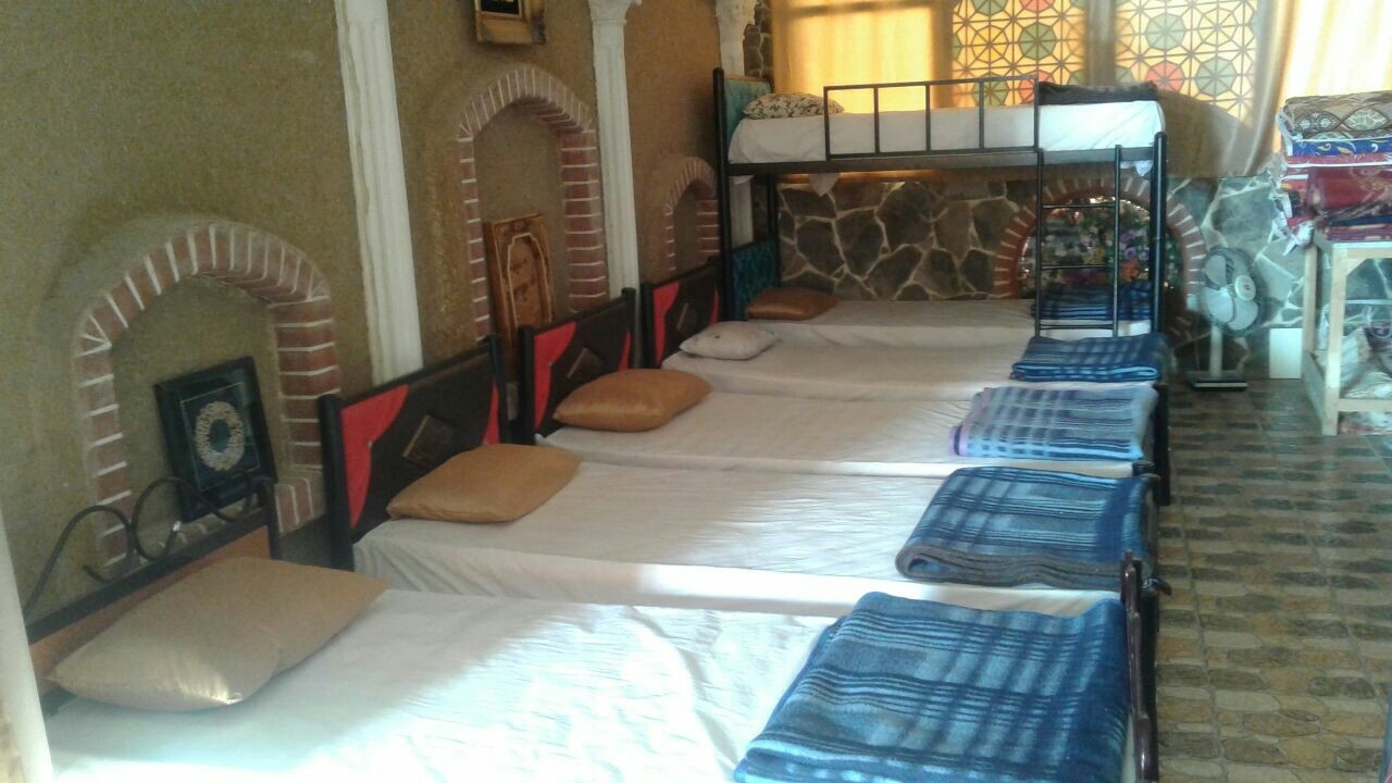 اجاره اقامتگاه بوم گردی و خانه سنتی در چالشتر شهرکرد