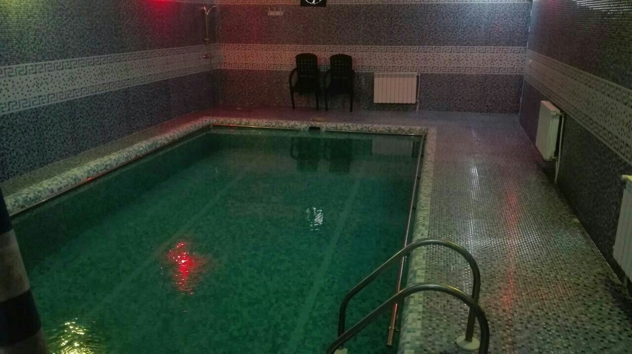 اجاره ویلا با استخر سرپوشیده آبگرم در چالکرود رامسر