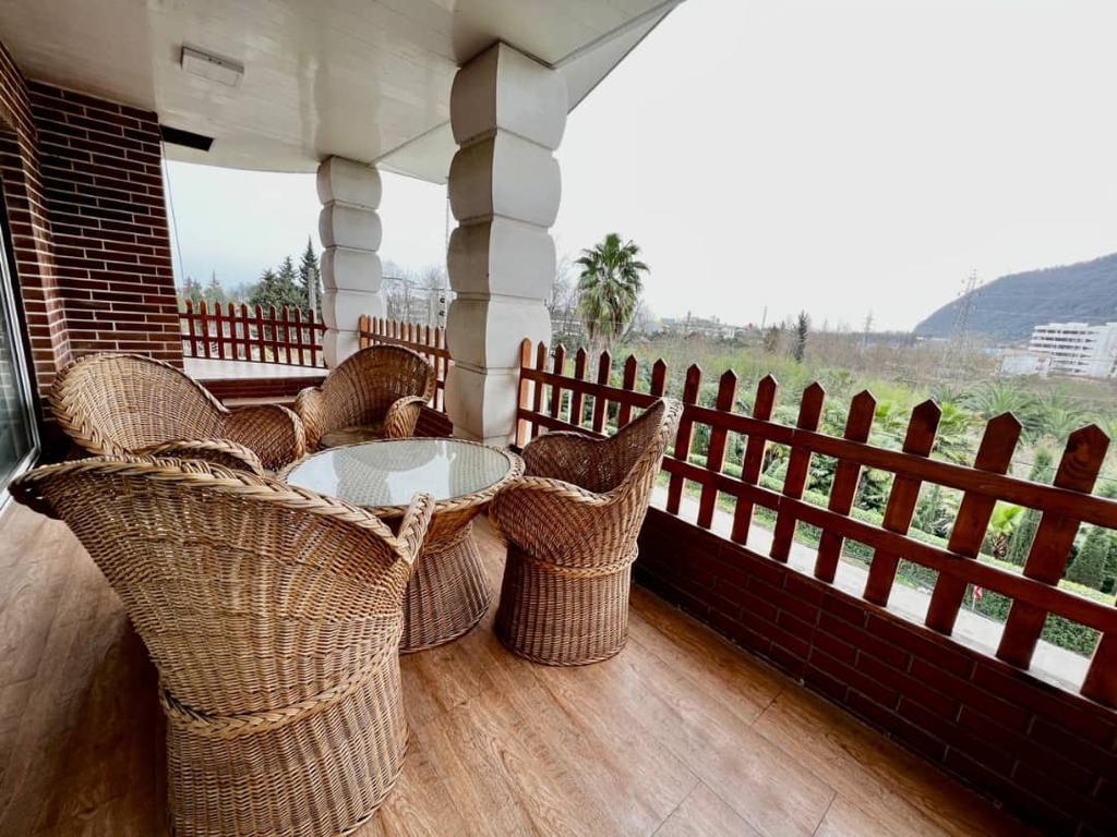 اجاره ویلا با استخرآبگرم در سفید تمشک