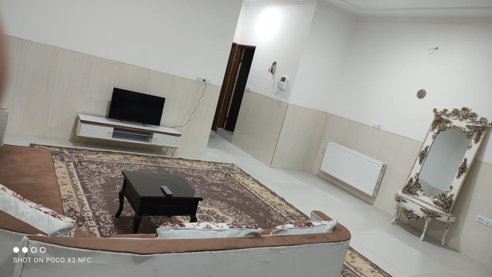 اجاره آپارتمان مبله در میدان ابوذر یزد - همکف