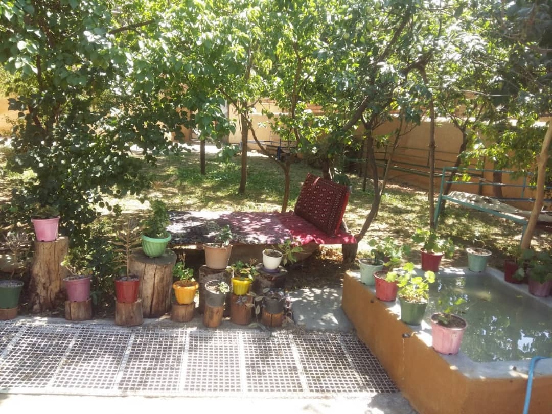 اجاره اتاق سنتی در روئین اسفراین 