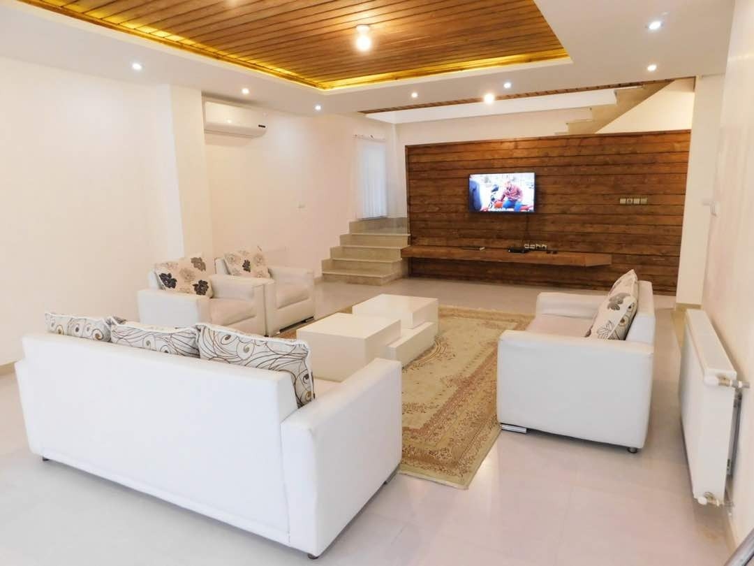 اجاره ویلا با استخرسرپوشیده طالقانی رامسر